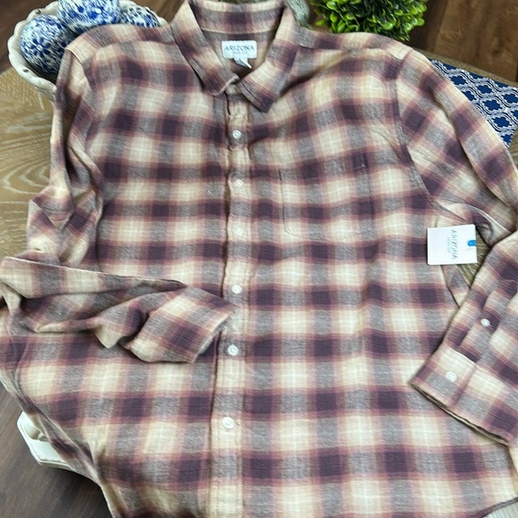 NEW! With Tags Men’s Soft Flannel Eggplant Purple Plaid Shirt - Picture 8 of 9